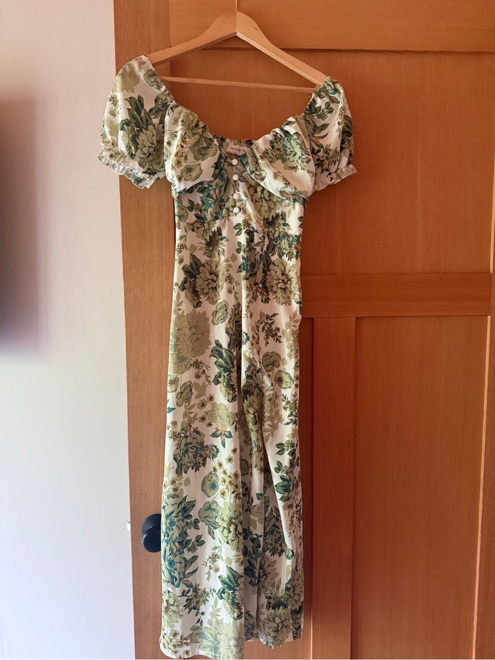Floral Puff-Sleeve Midi Dress in Green